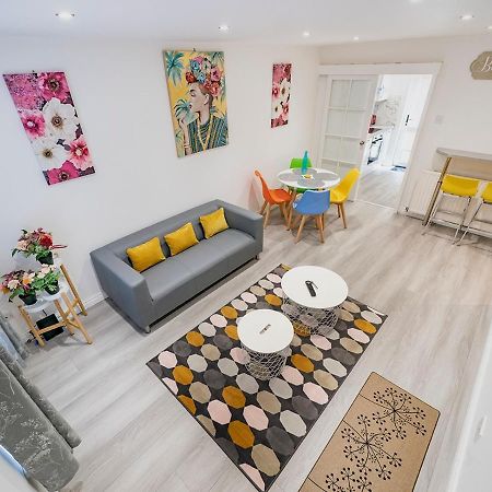 Pass The Keys - Bright & Airy 2Br 2Bath Apt In Perfect Location Μπέλφαστ Εξωτερικό φωτογραφία